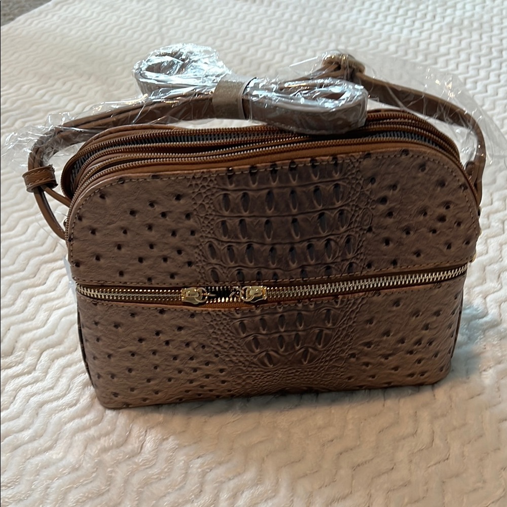 Elegant Brown Textured Women's Bag